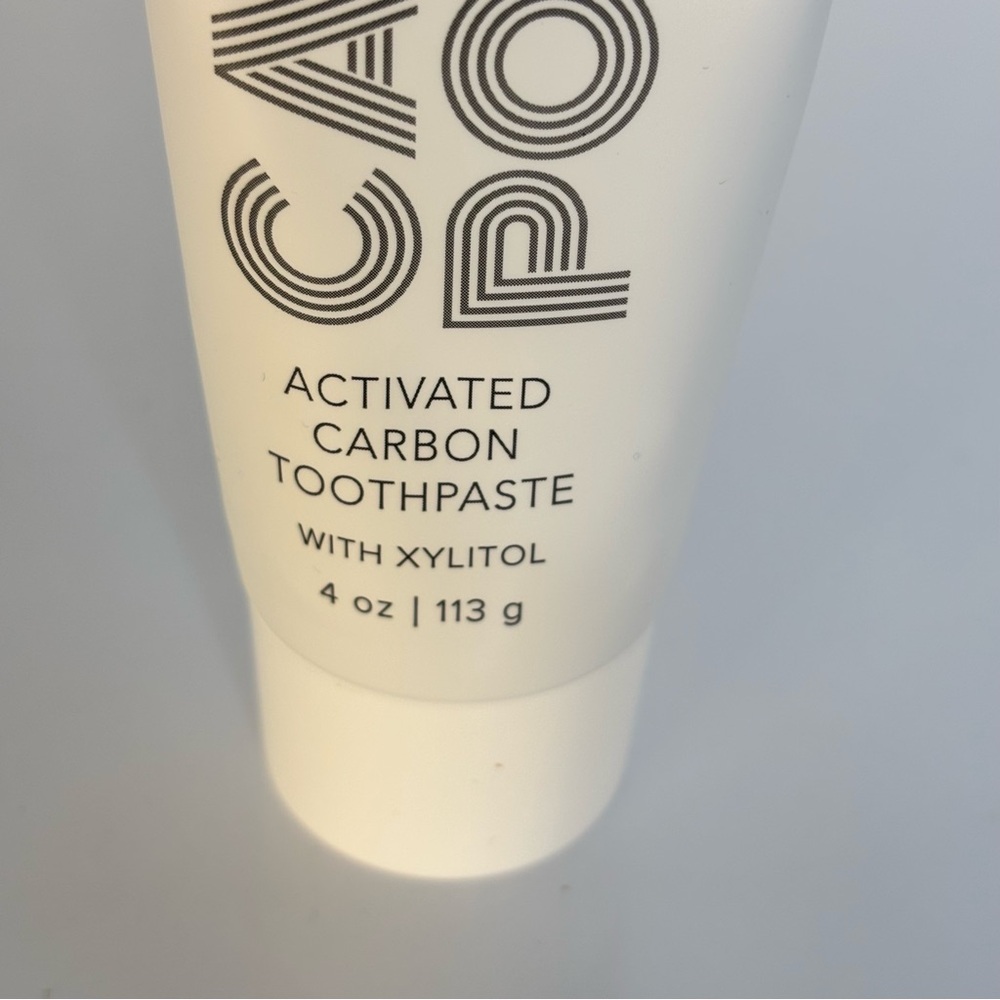 intelliWHITE- Carbon Power Activated Carbon Toothpaste - White Tube 4oz/113g - Picture 2 of 4